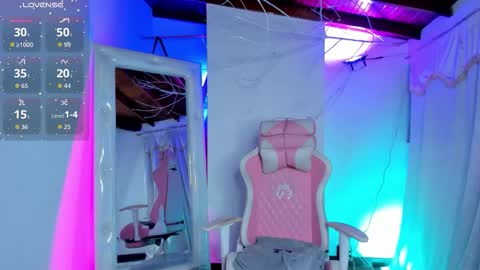 follow me in me  IG jenndy971 online show from November 8, 4:15 am