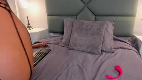 jennifer_garciia online show from January 14, 8:28 pm