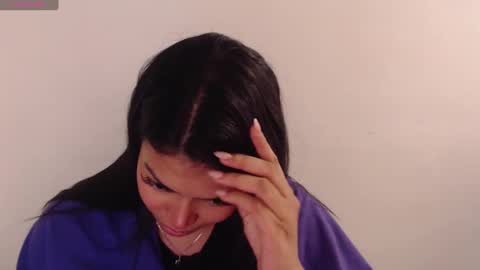 Jenn 3 online show from September 9, 7:19 am