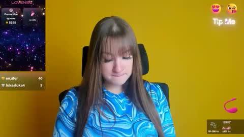 Jennifer online show from October 11, 11:15 am