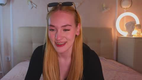 jennifercamprell online show from April 2, 7:32 pm