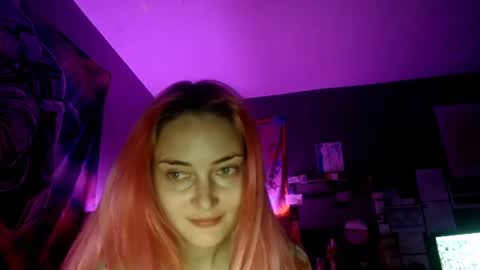 Jennifer Gwen online show from August 4, 1:45 am