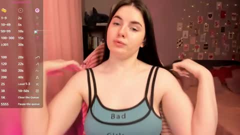 jenniferka online show from April 24, 9:55 am