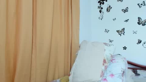 Snapshot of jenniferloveyou chatting on September 28, 4:38 pm jenniferloveyou online show from September 28, 4:38 pm