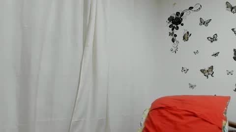 Snapshot of jenniferloveyou chatting on February 10, 8:10 pm jenniferloveyou online show from February 10, 8:10 pm