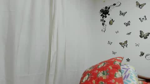 Snapshot of jenniferloveyou chatting on February 8, 12:39 pm jenniferloveyou online show from February 8, 12:39 pm