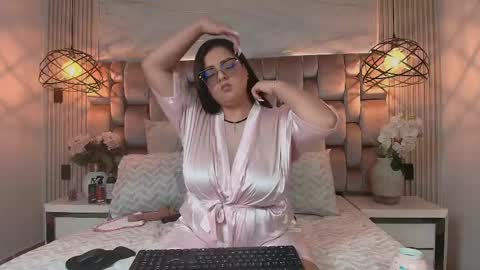 Jennsexy  online show from June 3, 7:41 pm