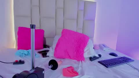 Snapshot of jenny__lawrence chatting on September 13, 10:45 pm jenny__lawrence online show from September 13, 10:45 pm