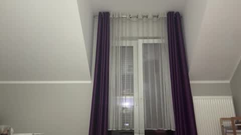 Jenny online show from September 25, 7:15 am