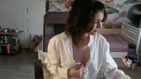 jennycutey online show from March 14, 4:05 am