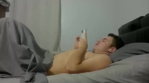 jerkjon1692 online show from January 14, 6:54 am