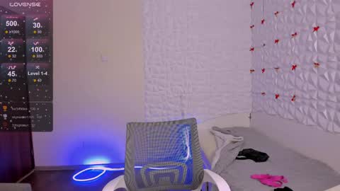 Jerrybomb online show from April 11, 7:45 am