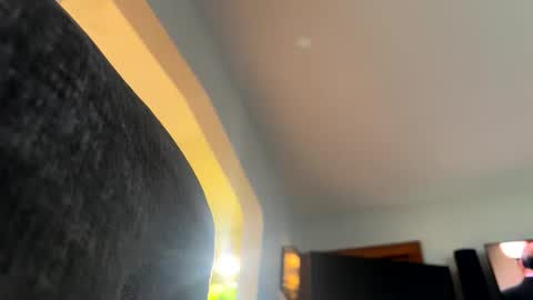 Jeremys room chill and puff one enjoy online show from April 27, 6:49 pm
