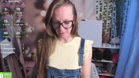 jesica_moon_peachyy online show from April 24, 3:19 am