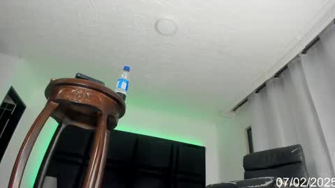 jesica_sanchez online show from February 8, 12:17 am