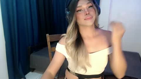jesie_hot69 online show from February 10, 6:35 pm