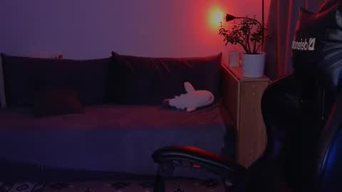  JessieVibes online show from February 24, 3:26 pm