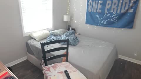 Jessica online show from October 17, 9:30 pm