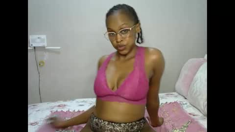 jessajoyy online show from March 29, 3:46 pm