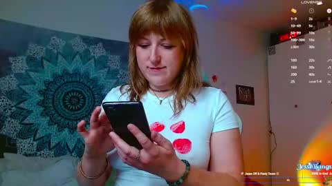 Snapshot of jessebangs chatting on October 15, 11:44 am Jesse online show from October 15, 11:44 am