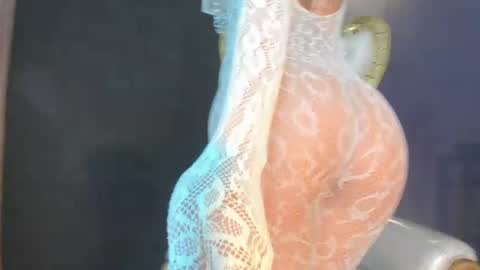 jessi_lemus online show from May 22, 9:10 pm