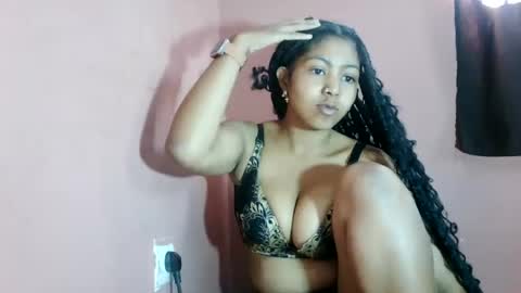 jessiah05 online show from August 4, 6:20 am