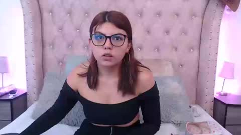 Snapshot of jessica_carter_ chatting on January 27, 5:15 pm Jessica online show from January 27, 5:15 pm