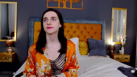 Jessica White online show from March 1, 5:11 am