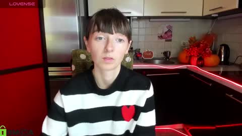 jessicaforris online show from November 10, 7:55 am