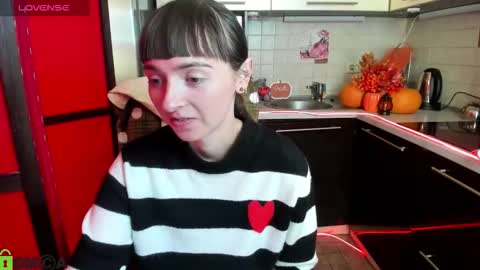Snapshot of jessicaforris chatting on October 16, 7:30 am jessicaforris online show from October 16, 7:30 am