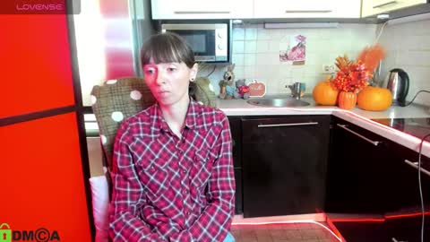 Snapshot of jessicaforris chatting on September 25, 7:37 am jessicaforris online show from September 25, 7:37 am