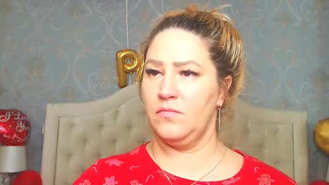 Snapshot of jessicalove20 chatting on February 22, 8:50 am single mommy online show from February 22, 8:50 am