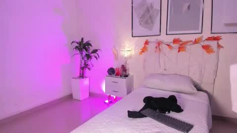Snapshot of jessie_jarper chatting on October 16, 12:27 pm jessie_jarper online show from October 16, 12:27 pm