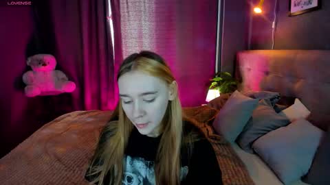 Jessie online show from September 25, 8:32 am