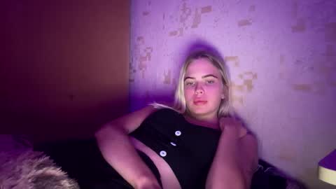 Snapshot of jessika_evans chatting on September 30, 6:51 pm jessika_evans online show from September 30, 6:51 pm