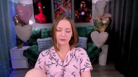 JesssWalker online show from March 8, 6:34 pm