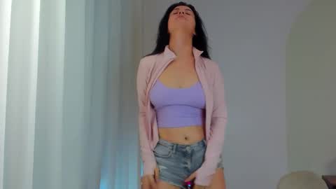 Snapshot of jesssxyx chatting on September 15, 8:38 am im doing any u want just ask me online show from September 15, 8:38 am