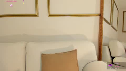 Jessy Morgan online show from January 17, 3:49 am