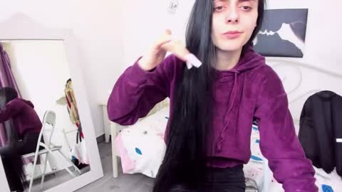 Snapshot of jessystarrr chatting on March 4, 4:20 pm Jessy online show from March 4, 4:20 pm