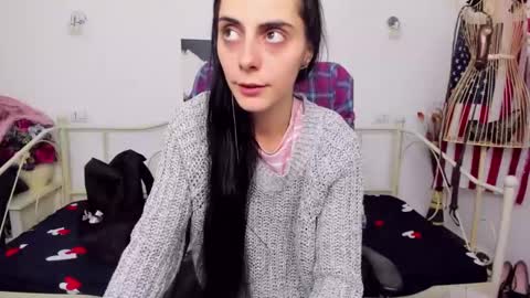 Snapshot of jessystarrr chatting on February 22, 9:59 pm Jessy online show from February 22, 9:59 pm