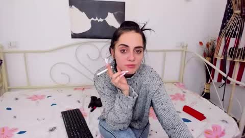 Snapshot of jessystarrr chatting on February 13, 3:56 pm Jessy online show from February 13, 3:56 pm
