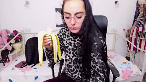 Snapshot of jessystarrr chatting on February 10, 9:04 pm Jessy online show from February 10, 9:04 pm