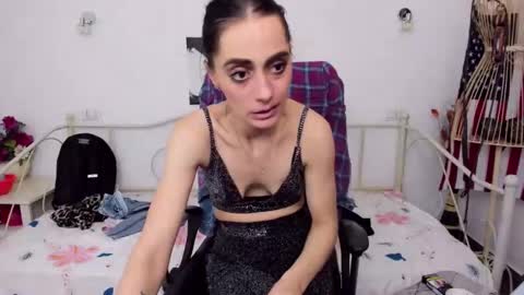 Snapshot of jessystarrr chatting on February 16, 10:32 pm Jessy online show from February 16, 10:32 pm