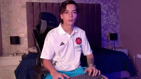 Jessy online show from June 15, 7:17 pm