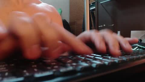 jgomez696a online show from May 14, 2:32 am