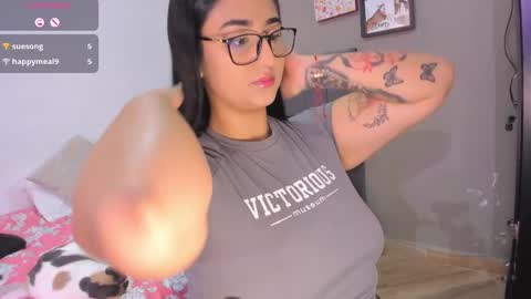 Snapshot of jhacky_sweet chatting on February 25, 7:16 pm jhackelin My independent account online show from February 25, 7:16 pm