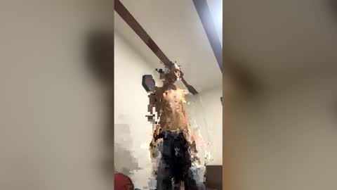 jhannpi online show from April 8, 7:33 am