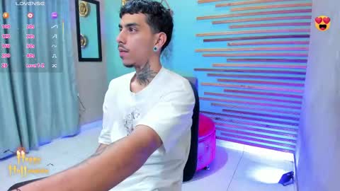 Snapshot of jharol_cardona chatting on October 19, 1:43 am Jharol online show from October 19, 1:43 am