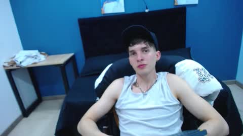 Jheampiero online show from November 8, 3:59 pm