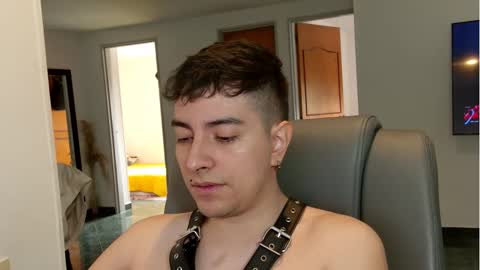 Snapshot of jhoan_saenz chatting on September 28, 5:00 pm Jhoan Saenz online show from September 28, 5:00 pm
